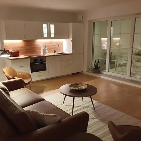 Helle 3 Souterrainwohnung In Einem Neubau-villa דירה *